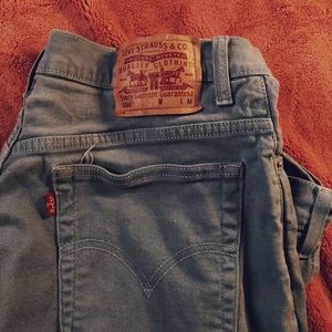 thrifted, straight pant Levi’s, size 8